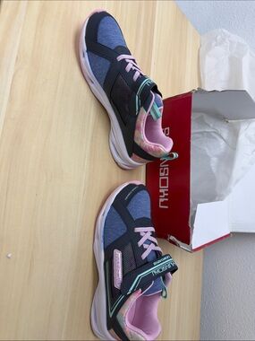 SHUN Navy and Pink Kids Athletic Sneakers